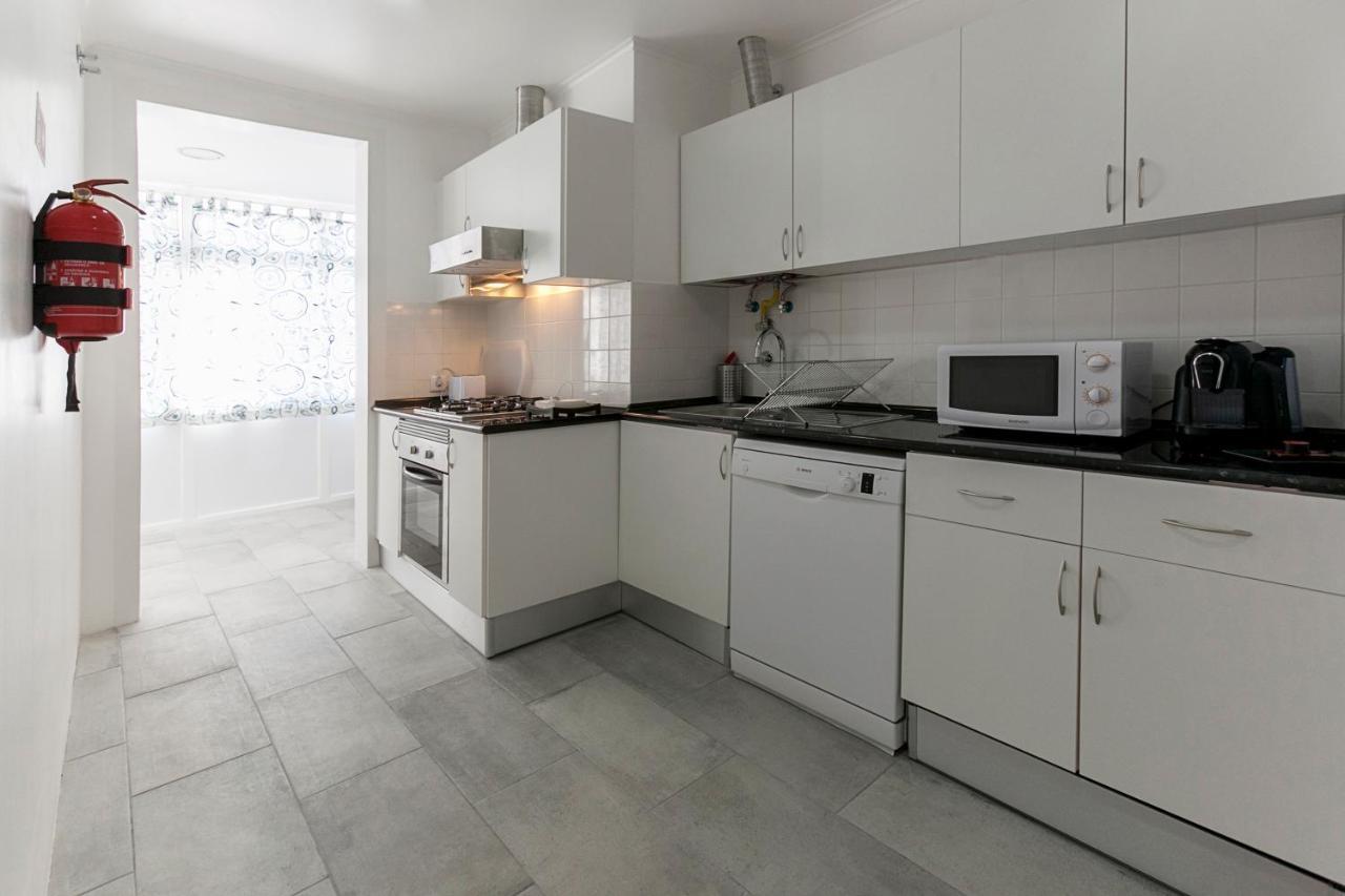 Apartment In Center Of Лиссабон Экстерьер фото